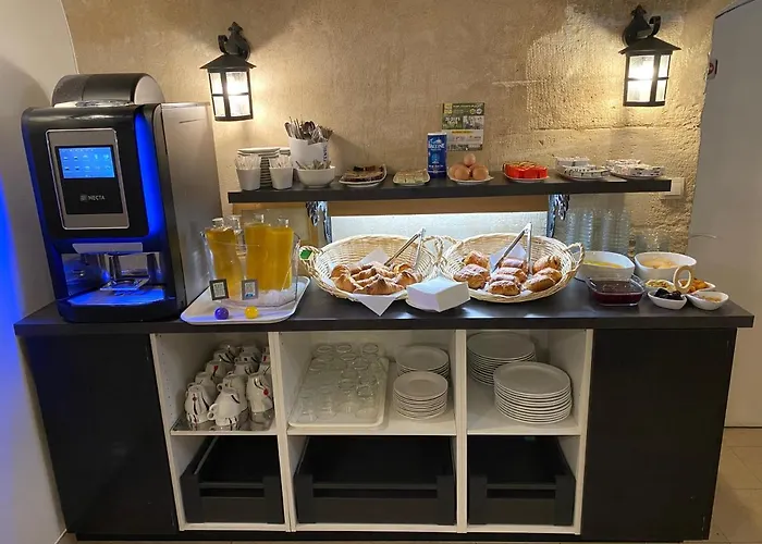 فندق Apollo Opera