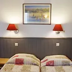 Apollo Opera Hotel