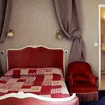 Hotel Apollo Opera