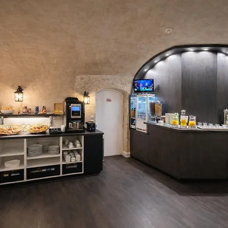 Hotell Apollo Opera