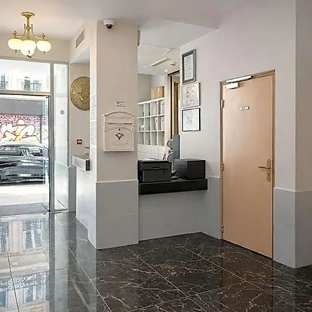 Apollo Opera 3*