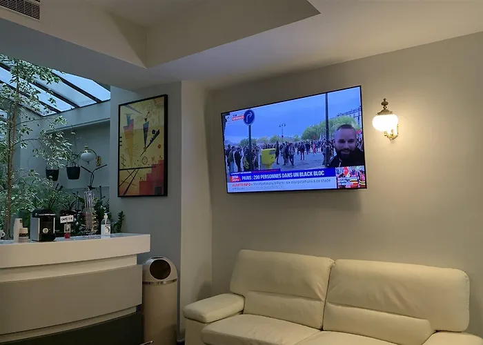 Apollo Opera 3* Paryż