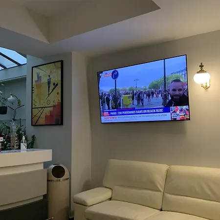 Apollo Opera 3* Paris