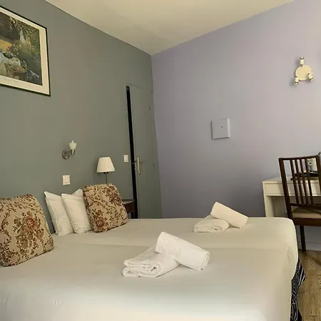 Apollo Opera Hotell 3*