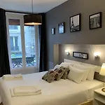 Apollo Opera Hotel