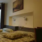 Hotel Apollo Opera 3*