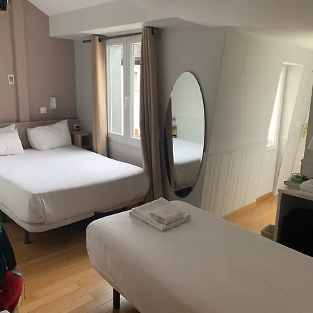 Apollo Opera Hotell 3*