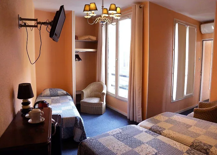 Apollo Opera 3* Париж