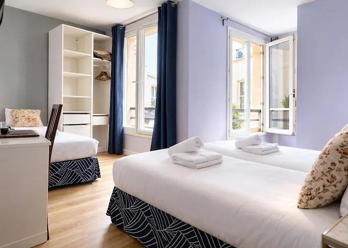 Hotel Apollo Opera